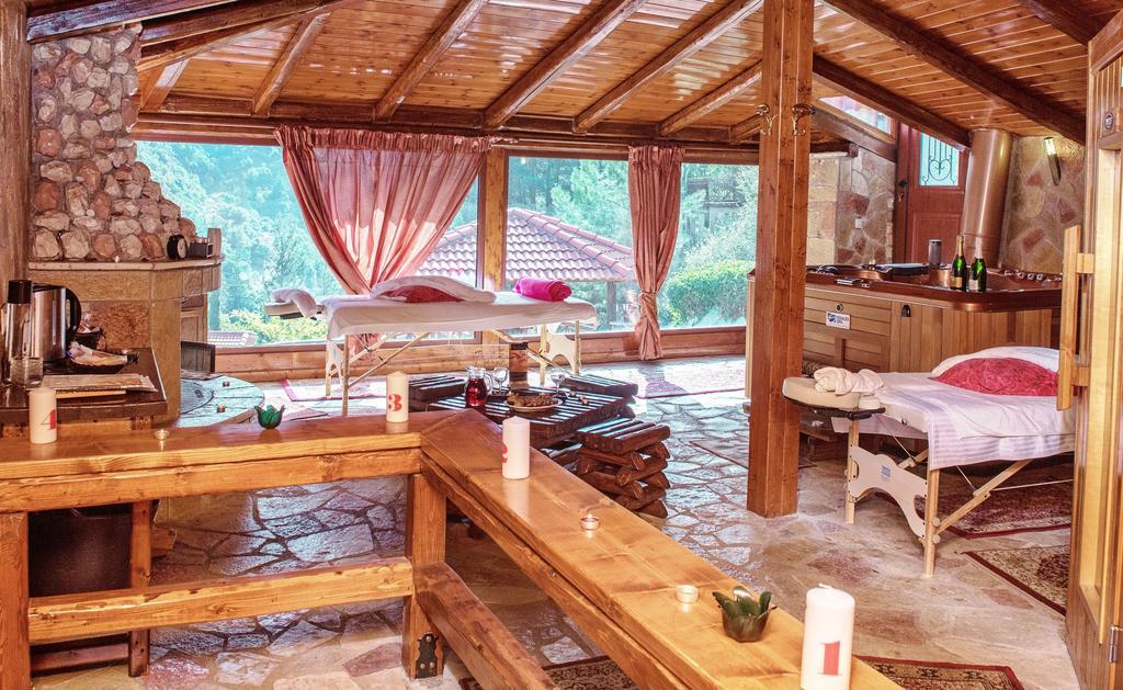 Oneiro Resort Kato Zachlorou Exteriör bild