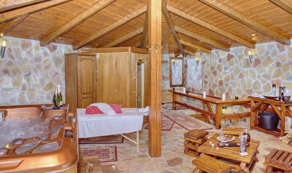 Oneiro Resort Kato Zachlorou Exteriör bild